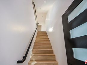 11730 Gilmore Street, North Hollywood CA 91606