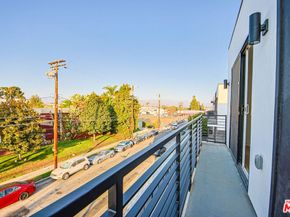 11730 Gilmore Street, North Hollywood CA 91606