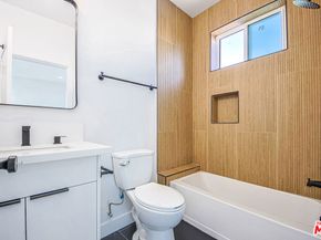 11730 Gilmore Street, North Hollywood CA 91606