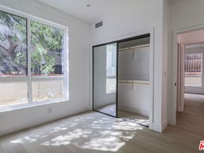 11810 Gilmore Street, North Hollywood CA 91606