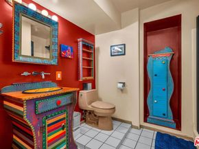 2030 Marine Street, Santa Monica CA 90405