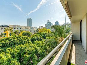 600 W 9th Street 516, Los Angeles CA 90015