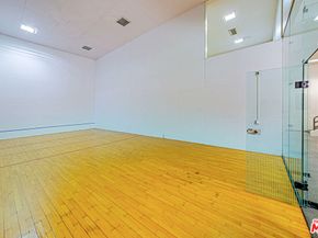 600 W 9th Street 516, Los Angeles CA 90015