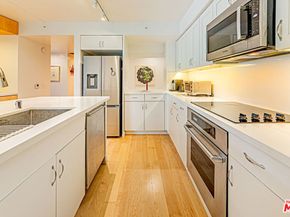 600 W 9th Street 516, Los Angeles CA 90015