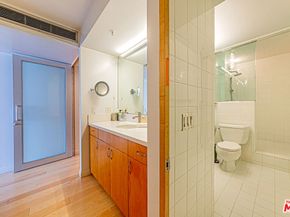 600 W 9th Street 516, Los Angeles CA 90015