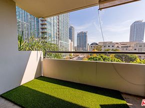 600 W 9th Street 516, Los Angeles CA 90015