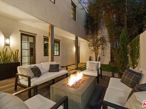 752 Palms Boulevard, Venice CA 90291