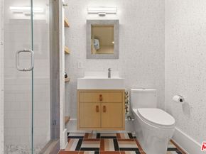 752 Palms Boulevard, Venice CA 90291