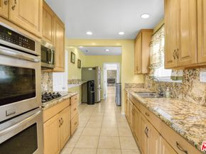 1300 S California Avenue, Compton CA 90221