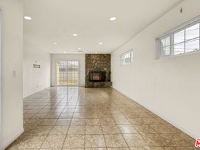 1300 S California Avenue, Compton CA 90221