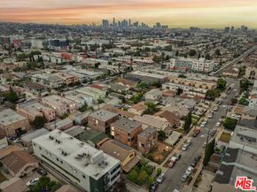 1158 N Kenmore Avenue, Los Angeles CA 90029