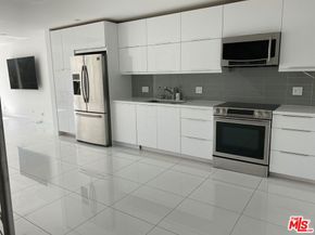 23901 Civic Center Way 114, Malibu CA 90265