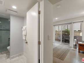 2807 3rd Street 6, Santa Monica CA 90405