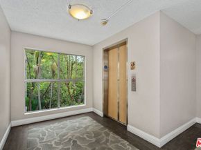 1211 Raintree Circle, Culver City CA 90230
