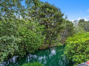 1211 Raintree Circle, Culver City CA 90230