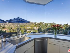 5682 Spreading Oak Drive, Los Angeles CA 90068