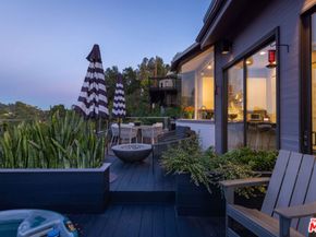 5682 Spreading Oak Drive, Los Angeles CA 90068