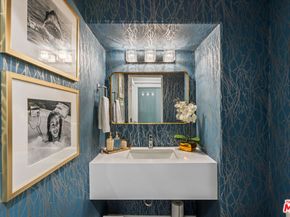 5682 Spreading Oak Drive, Los Angeles CA 90068