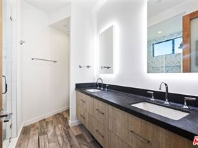 11900 Washington Place, Los Angeles CA 90066