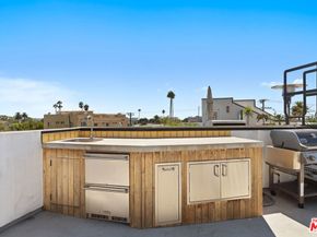 11900 Washington Place, Los Angeles CA 90066