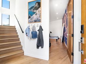 11900 Washington Place, Los Angeles CA 90066