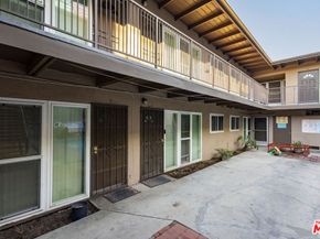 10130 S Inglewood Avenue, Inglewood CA 90304