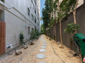 7250 Franklin Avenue 615, Los Angeles CA 90046