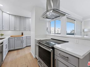 7250 Franklin Avenue 615, Los Angeles CA 90046