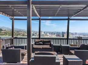 7250 Franklin Avenue 615, Los Angeles CA 90046