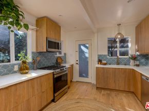 1481 Navarro Avenue, Pasadena CA 91103