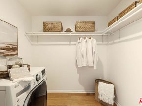 358 S Gramercy Place 306, Los Angeles CA 90020