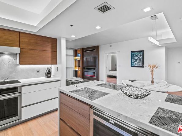 13700 Marina Pointe Drive 617, Marina Del Rey CA 90292