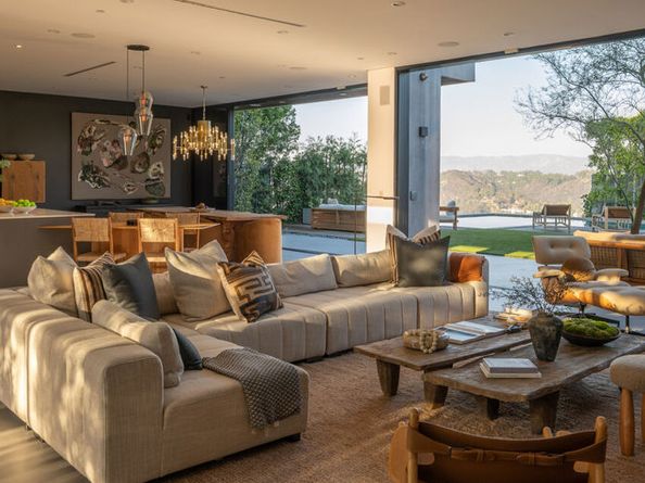 1632 Stradella Road, Los Angeles CA 90077