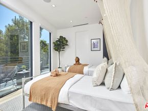 4338 Huntley Avenue, Culver City CA 90230