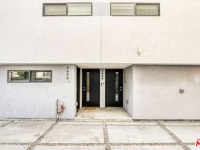 5456 Barton Avenue, Los Angeles CA 90038
