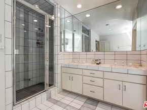 1041 Chantilly Road, Los Angeles CA 90077