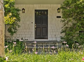 1041 Chantilly Road, Los Angeles CA 90077