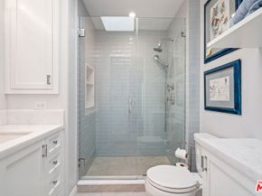 1533 18th Street 5, Santa Monica CA 90404