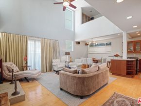 1533 18th Street 5, Santa Monica CA 90404
