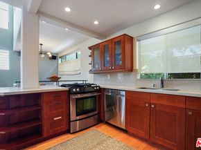 1533 18th Street 5, Santa Monica CA 90404