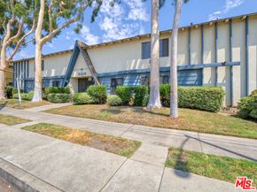 8520 Sunland Boulevard 11, Sun Valley CA 91352