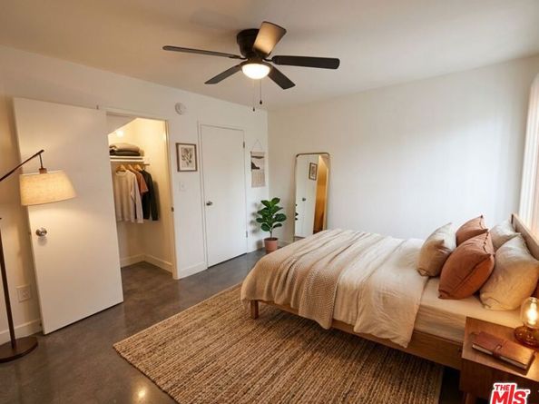 8520 Sunland Boulevard 11, Sun Valley CA 91352