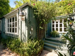 6149 W Glen Holly Street, Los Angeles CA 90068