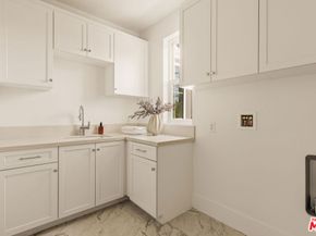 5109 Genesta Avenue, Encino CA 91316