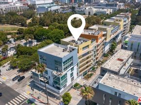 1705 Ocean Avenue 502, Santa Monica CA 90401
