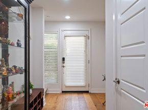 2780 N Wright Lane, Los Angeles CA 90068