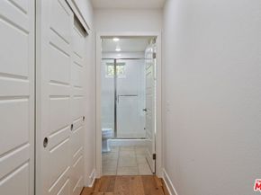 2780 N Wright Lane, Los Angeles CA 90068