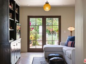 4220 Lincoln Avenue, Culver City CA 90232
