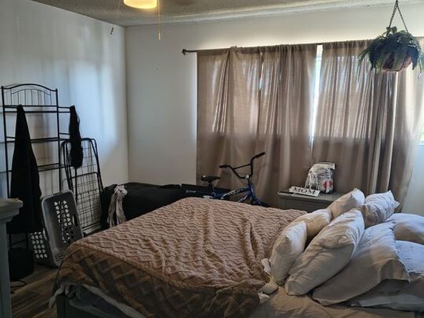 855 Victor Avenue 305, Inglewood CA 90302