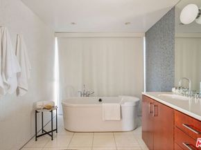 49 Brooks Avenue, Venice CA 90291